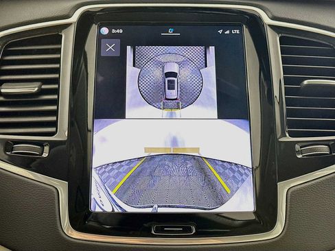 Used 2025 Volvo XC90 T8 Ultra w/ Protection Package Premier AWD/4WD image 15