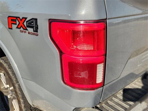 Used 2020 Ford F150 Lariat image 7