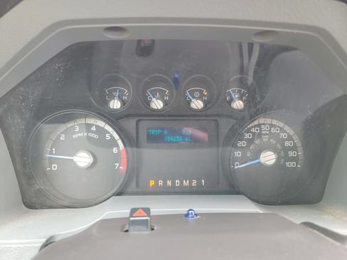 Used 2011 Ford F250 XL w/ Skid Plate Pkg AWD/4WD image 16