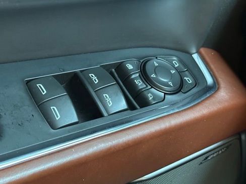 Used 2024 GMC Sierra 2500 Denali Ultimate image 19