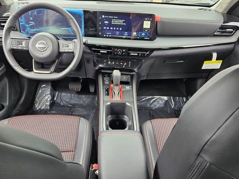 New 2026 Nissan Kicks SR FWD image 8