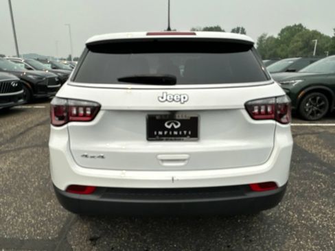 Used 2025 Jeep Compass Sport AWD/4WD image 10