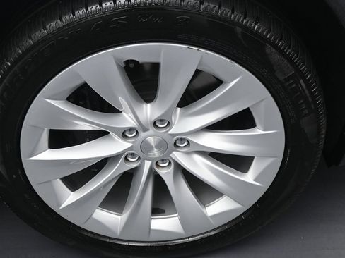 Used 2021 Tesla Model X Long Range image 38