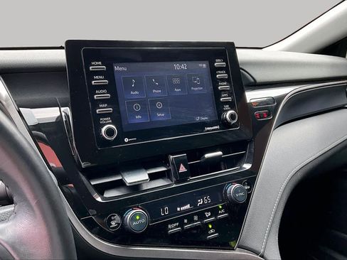 Used 2024 Honda Accord Touring image 6