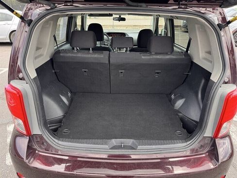 Used 2015 Scion xB FWD image 22