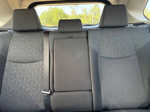 Used 2025 Toyota RAV4 XLE AWD/4WD image 20