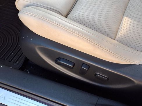 Used 2016 Nissan Maxima 3.5 SL w/ Interior Lighting Package image 13