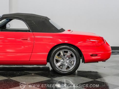 Used 2002 Ford Thunderbird RWD image 28