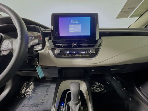 Used 2023 Toyota Corolla LE image 25