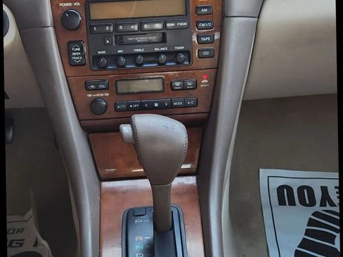 Used 2000 Lexus ES 330 FWD image 18