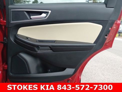 Used 2024 Ford Edge SEL w/ Convenience Package image 27