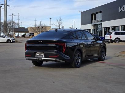 New 2026 Kia K4 LXS