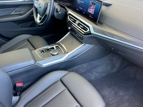 Used 2023 BMW i4 eDrive35 RWD image 34