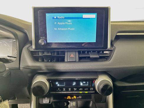 Used 2023 Toyota RAV4 LE FWD image 23