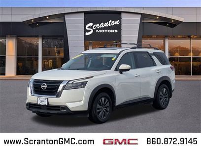 Used 2024 Nissan Pathfinder SV w/ SV Premium Package