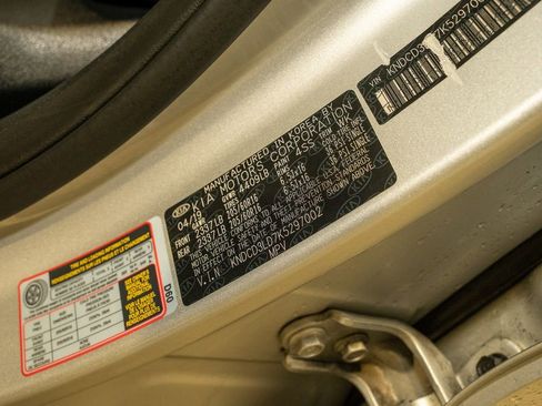 Used 2019 Kia Niro EX image 20