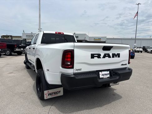 New 2026 RAM 3500 Tradesman AWD/4WD image 10