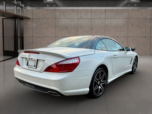 Used 2015 Mercedes-Benz SL 550 image 18