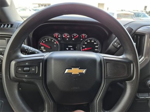 Used 2022 Chevrolet Silverado 1500 Custom image 26
