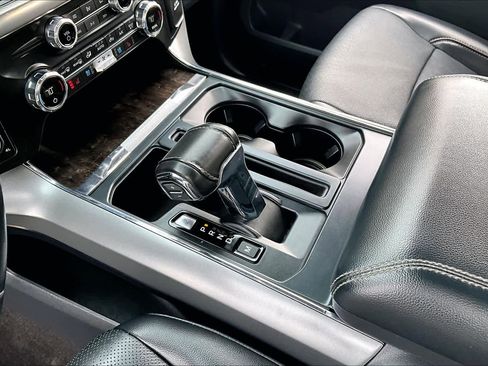 Used 2021 Ford F150 Lariat image 17