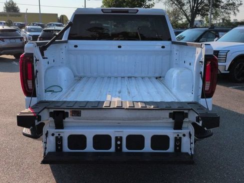 Used 2025 GMC Sierra 1500 SLT RWD image 13
