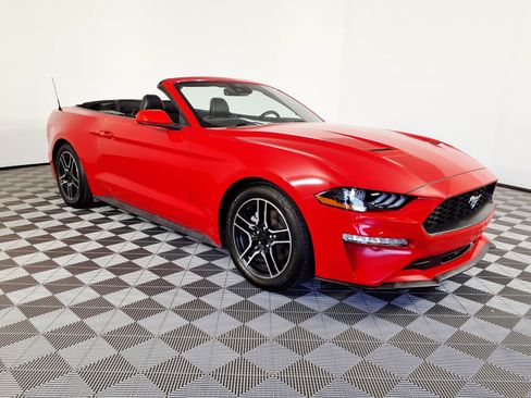 Used 2023 Ford Mustang Premium RWD image 3