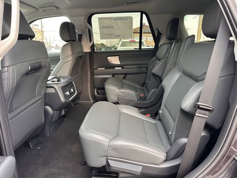 New 2026 Ford Expedition Active image 23