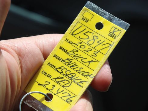 Used 2023 Buick Envision Essence FWD image 37