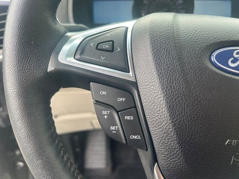 Used 2023 Ford Edge Titanium w/ Cargo Accessory Package image 17