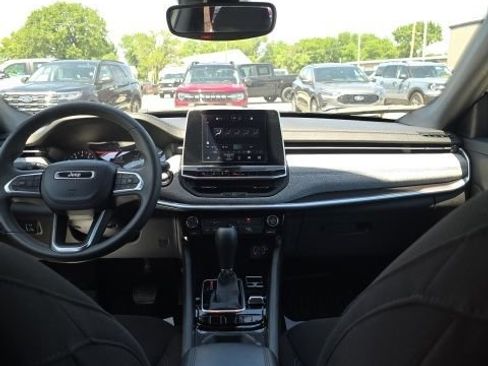 Used 2025 Jeep Compass Sport AWD/4WD image 22