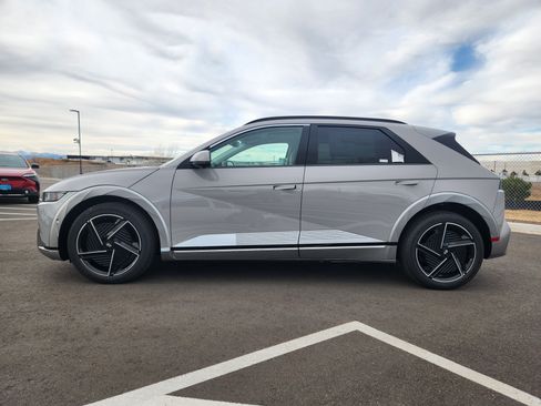 New 2026 Hyundai Ioniq 5 Limited AWD/4WD image 2