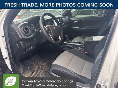 Used 2023 Toyota Tacoma TRD Off-Road image 12