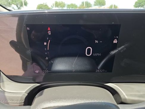 Used 2025 Buick Encore GX Preferred FWD image 12