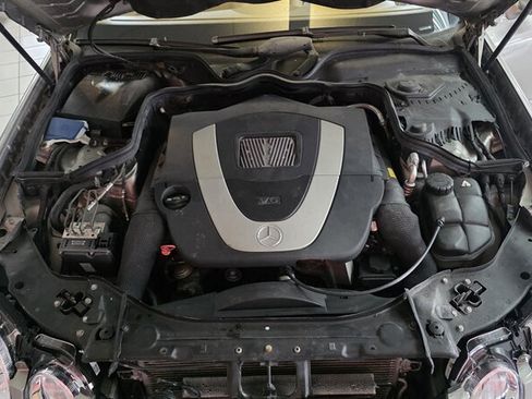 Used 2008 Mercedes-Benz E 350 4MATIC Sedan image 30