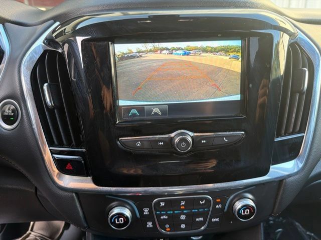 Used 2018 Chevrolet Traverse LS AWD/4WD image 22
