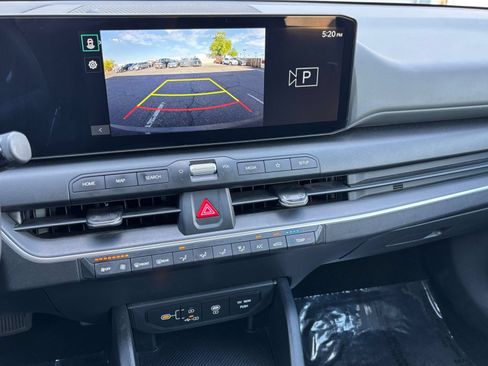Used 2025 Kia K4 FWD image 17
