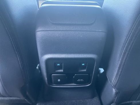 Used 2024 Ford Bronco Wildtrak image 16