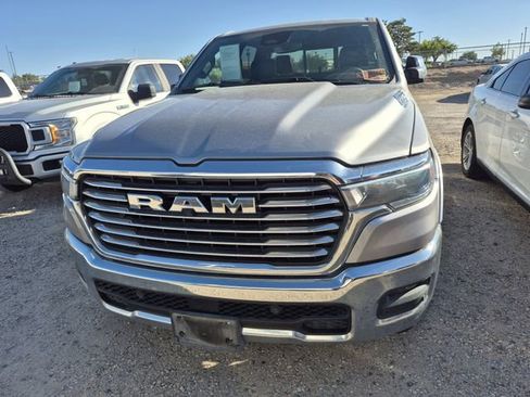 Used 2025 RAM 1500 Laramie AWD/4WD image 2