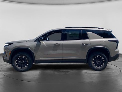 New 2026 Chevrolet Traverse Z71 w/ Driver Confidence Package AWD/4WD image 5