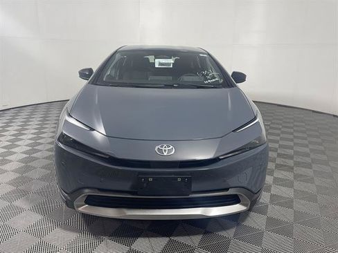 New 2026 Toyota Prius Plug-In Hybrid FWD image 2