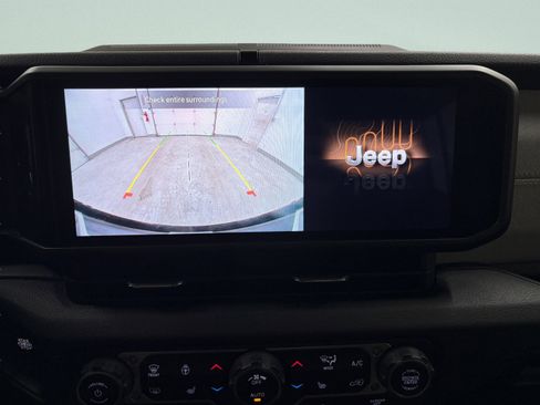 Used 2024 Jeep Wrangler Sport S w/ Convenience Group image 16