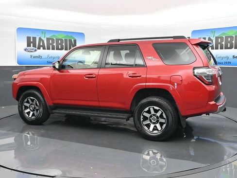 Used 2024 Toyota 4Runner TRD Off-Road Premium image 3