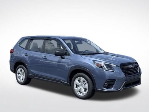 Used 2023 Subaru Forester AWD/4WD image 4