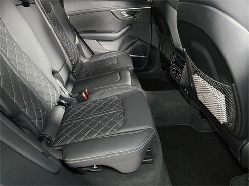 Used 2023 Audi SQ8 Prestige image 22