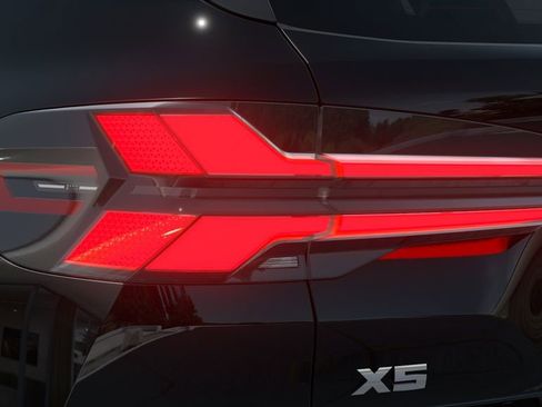 New 2026 BMW X5 M60i AWD/4WD image 8