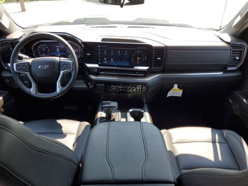 Used 2024 Chevrolet Silverado 1500 LT Trail Boss w/ LT Trail Boss Premium Package image 15