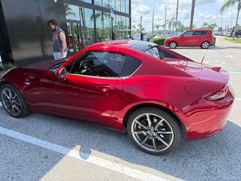 Used 2022 MAZDA MX-5 Miata RF Grand Touring RWD image 4