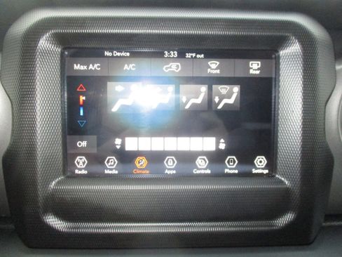 Used 2023 Jeep Wrangler Unlimited Sport image 20