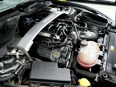 Used 2018 Ford Mustang Shelby GT350 w/ Electronics Package image 36