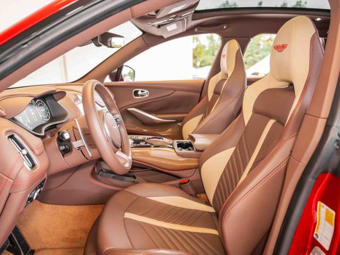 Used 2023 Aston Martin DBX 707 AWD/4WD image 12